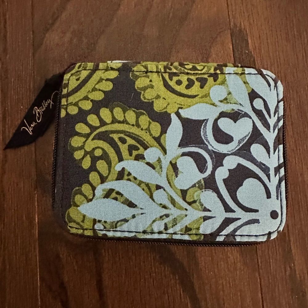 Vera Bradley Retired Pattern - Caribbean Sea Travel pill case